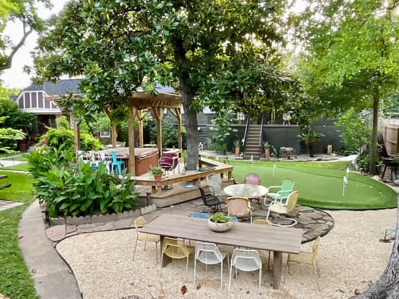 the hideaway: w/pool, hot tub, relaxing courtyard