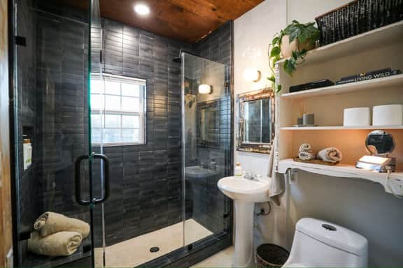 the reverie: romantic + eclectic w/pool & hot tub